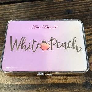 Too Faced white peach pallet